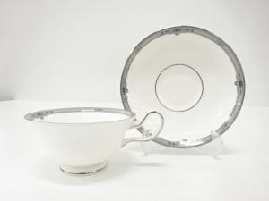 WEDGWOOD　ウェッジウッド　アルハースト　ティーカップ＆ソーサー　洋食器